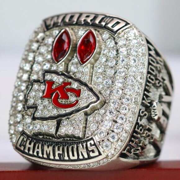Kansas City Chiefs Championship Ring... USA Premium Version - Picture 2 of 4